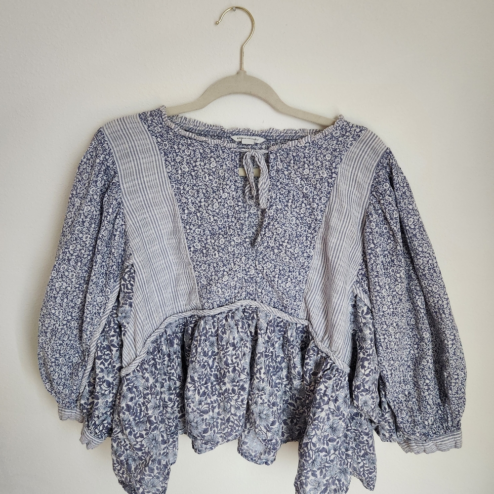 American Eagle Outfitters Blue Floral Blouse